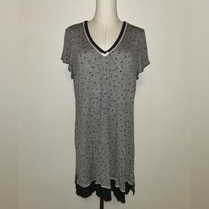 🩶Simply Vera Vera Wang Polka Dot Nightgown🩶